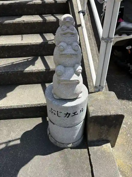 長心寺の{uncategorized: "未分類", other: "その他", undefined: "問題あり", building: "その他建物", grave: "お墓", sacred_gate: "鳥居", guardian: "狛犬", statue: "像", buddha: "仏像", history: "歴史", nature: "自然", garden: "庭園", animal: "動物", pagoda: "塔", temizu: "手水舎", mountain_gate: "山門・神門", sanctuary: "本殿・本堂", subordinate: "末社・摂社", art: "芸術", scenery: "景色", jizo: "地蔵", ema: "絵馬", goshuin: "御朱印", omikuji: "おみくじ", items: "授与品その他", amulet: "お守り", goshuincho: "御朱印帳", eats: "食事", festival: "お祭り", votive_dance: "神楽", shichigosan: "七五三参", wedding: "結婚式", experience: "体験その他", initially: "初詣", around: "周辺", anti_infection: "感染症対策"}