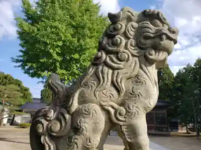 中野神社の狛犬