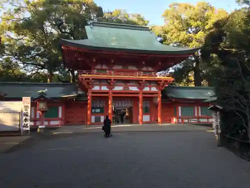 武蔵一宮氷川神社の山門