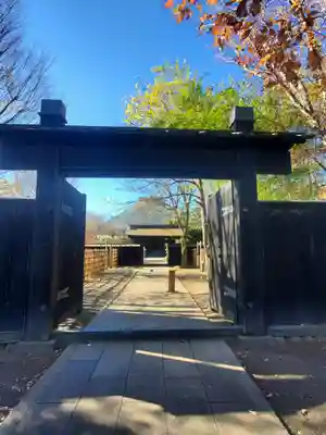 満徳寺の山門・神門