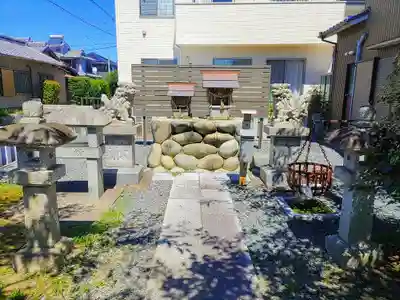 一万度社の本殿・本堂