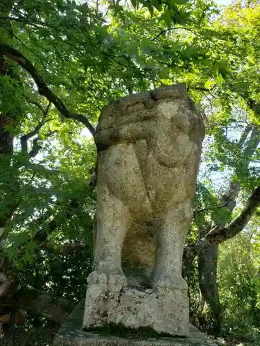 生権寺五社神社の狛犬