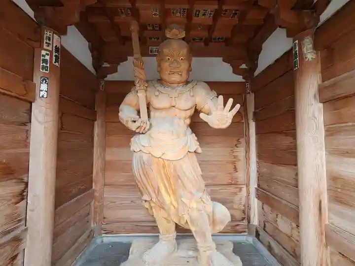 温泉山 安楽寺(四国霊場第六番札所)(徳島県)