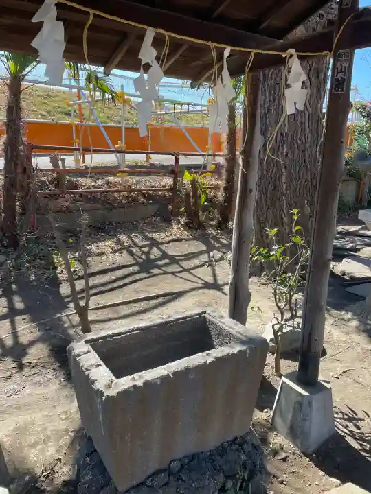 北野天神(仲六郷北野神社)の{uncategorized: "未分類", other: "その他", undefined: "問題あり", building: "その他建物", grave: "お墓", sacred_gate: "鳥居", guardian: "狛犬", statue: "像", buddha: "仏像", history: "歴史", nature: "自然", garden: "庭園", animal: "動物", pagoda: "塔", temizu: "手水舎", mountain_gate: "山門・神門", sanctuary: "本殿・本堂", subordinate: "末社・摂社", art: "芸術", scenery: "景色", jizo: "地蔵", ema: "絵馬", goshuin: "御朱印", omikuji: "おみくじ", items: "授与品その他", amulet: "お守り", goshuincho: "御朱印帳", eats: "食事", festival: "お祭り", votive_dance: "神楽", shichigosan: "七五三参", wedding: "結婚式", experience: "体験その他", initially: "初詣", around: "周辺", anti_infection: "感染症対策"}