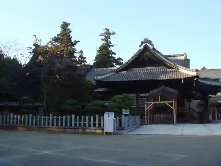 箭弓稲荷神社の本殿・本堂