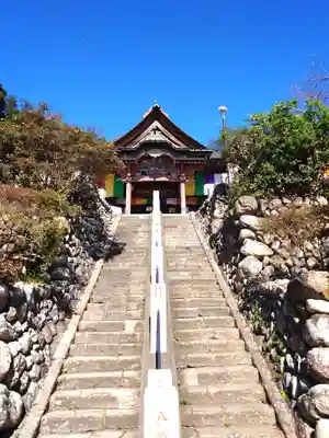 埼玉厄除け開運大師・龍泉寺（切り絵御朱印発祥の寺）(埼玉県)