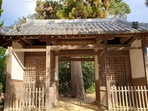 性海寺の山門・神門