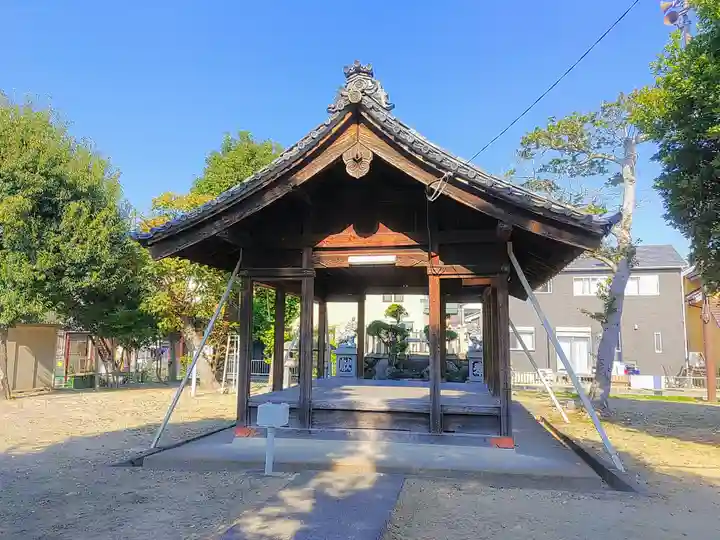 諏訪社の本殿・本堂