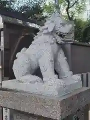 鷲尾愛宕神社の狛犬