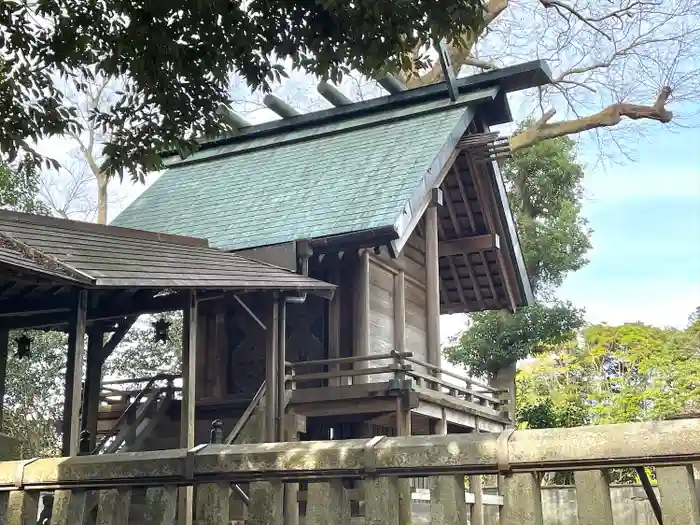 関神社の本殿