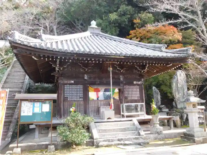 金剛宝寺(紀三井寺)の本殿・本堂