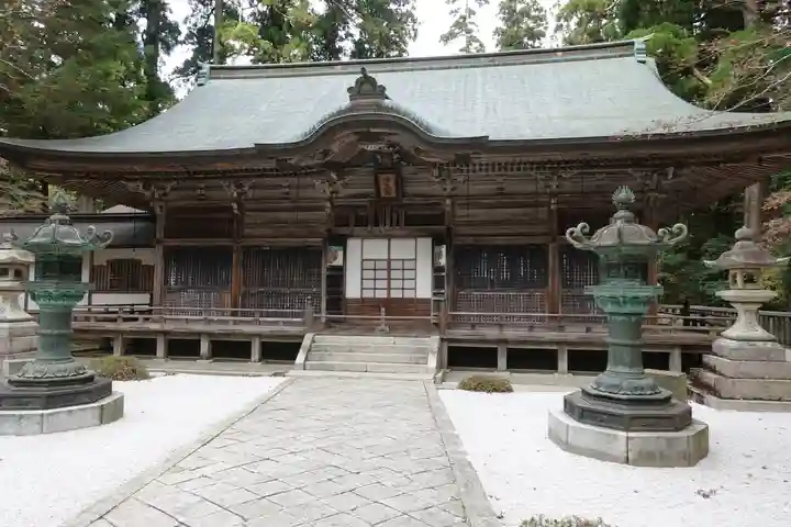比叡山延暦寺の本殿・本堂