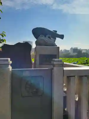 寛永寺不忍池弁天堂の像