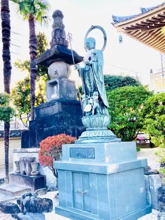 秋葉山圓通寺の地蔵