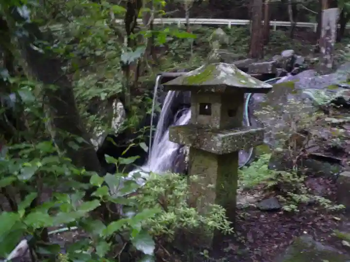 滝入不動尊のその他建物
