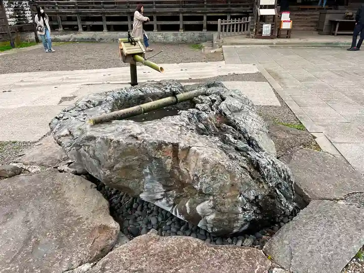 中尊寺の手水舎