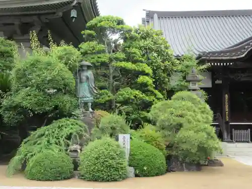 神崎寺(開運水戸不動尊)の像