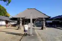 桂岩寺の本殿・本堂