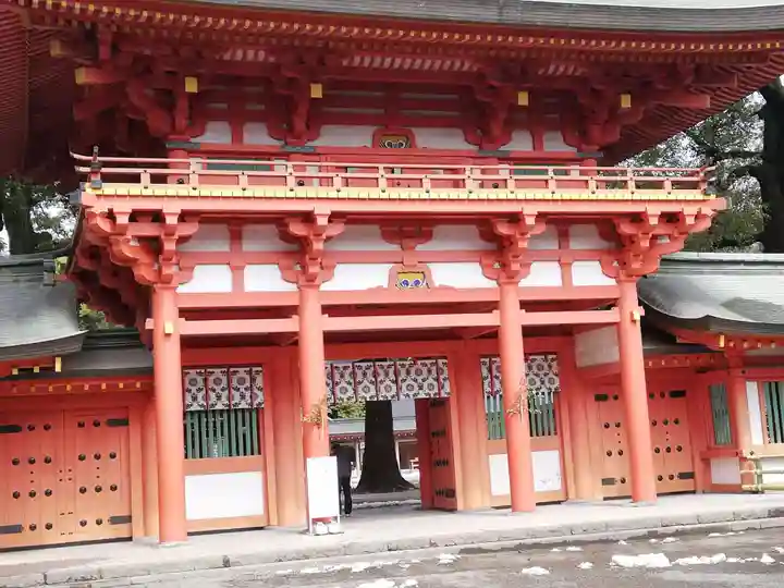 武蔵一宮氷川神社の山門・神門