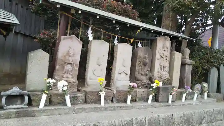 登渡神社の仏像