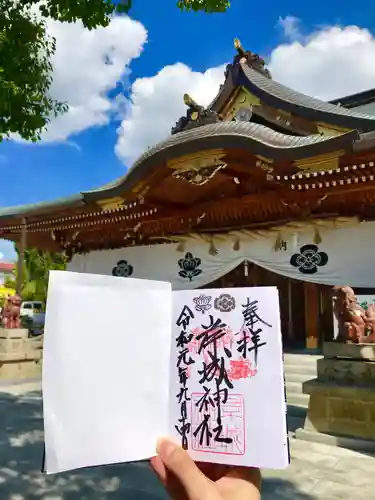 岸城神社の本殿