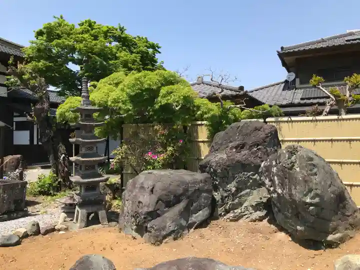 法長寺の庭園