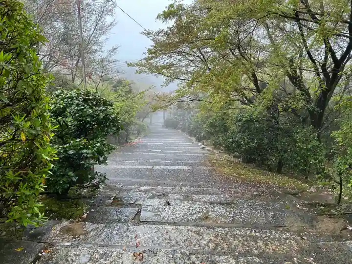 最上稲荷山妙教寺の{uncategorized: "未分類", other: "その他", undefined: "問題あり", building: "その他建物", grave: "お墓", sacred_gate: "鳥居", guardian: "狛犬", statue: "像", buddha: "仏像", history: "歴史", nature: "自然", garden: "庭園", animal: "動物", pagoda: "塔", temizu: "手水舎", mountain_gate: "山門・神門", sanctuary: "本殿・本堂", subordinate: "末社・摂社", art: "芸術", scenery: "景色", jizo: "地蔵", ema: "絵馬", goshuin: "御朱印", omikuji: "おみくじ", items: "授与品その他", amulet: "お守り", goshuincho: "御朱印帳", eats: "食事", festival: "お祭り", votive_dance: "神楽", shichigosan: "七五三参", wedding: "結婚式", experience: "体験その他", initially: "初詣", around: "周辺", anti_infection: "感染症対策"}