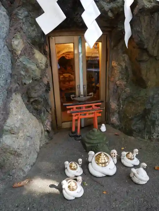 葛西神社の末社・摂社