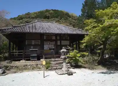 栄山寺の本殿・本堂