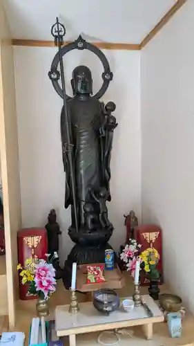 春宮寺の地蔵