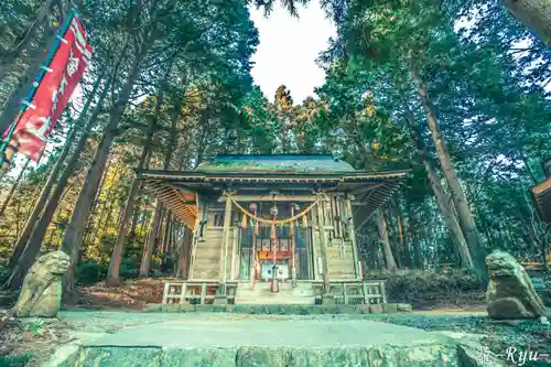 釣石神社の本殿・本堂