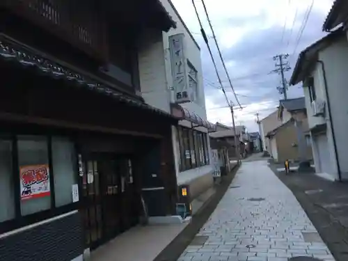 千代鶴神社の周辺