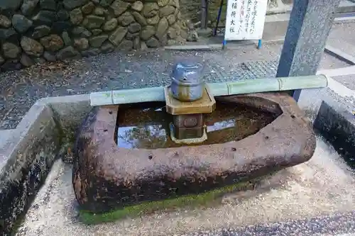 伏見稲荷大社の手水舎