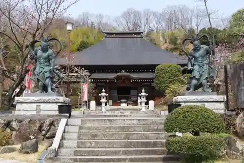 光明寺の本殿