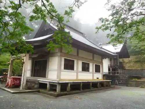 村山浅間神社の本殿