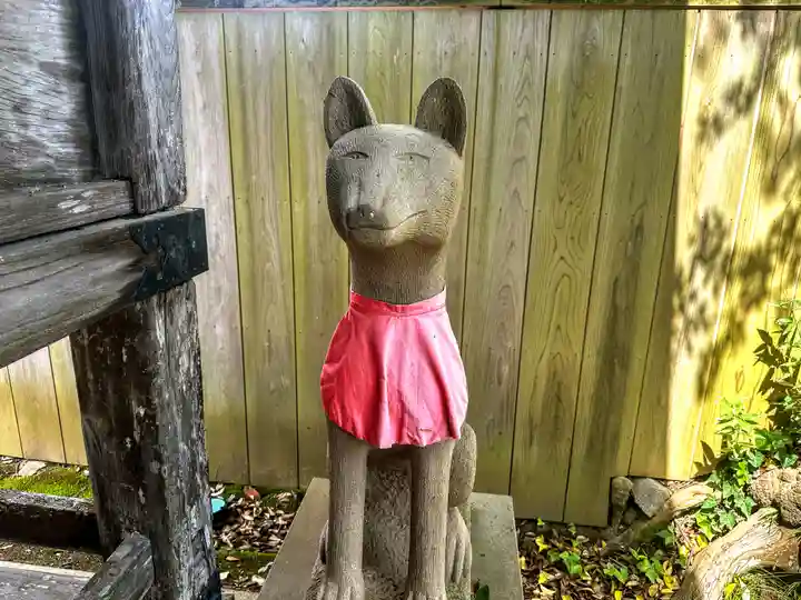 松江城山稲荷神社の狛犬