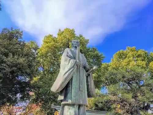 常泉寺の像