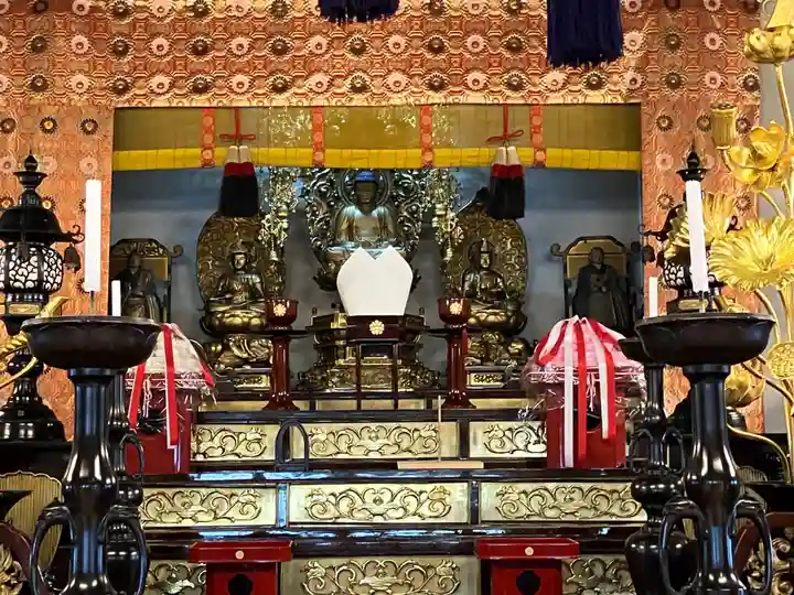 大休寺の本殿・本堂