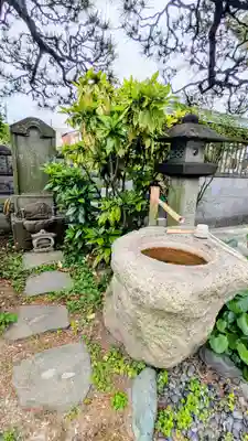 大蓮寺の手水舎