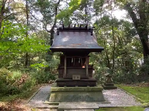 諏訪神社の末社・摂社