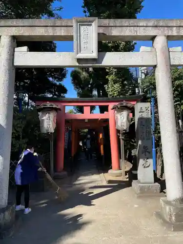 花園稲荷神社の鳥居