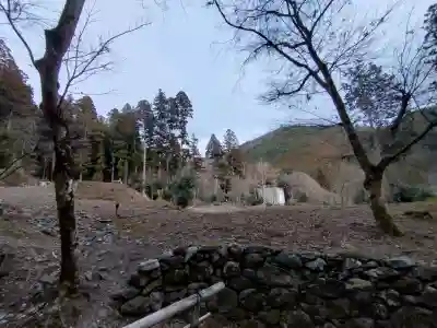 高山寺の{uncategorized: "未分類", other: "その他", undefined: "問題あり", building: "その他建物", grave: "お墓", sacred_gate: "鳥居", guardian: "狛犬", statue: "像", buddha: "仏像", history: "歴史", nature: "自然", garden: "庭園", animal: "動物", pagoda: "塔", temizu: "手水舎", mountain_gate: "山門・神門", sanctuary: "本殿・本堂", subordinate: "末社・摂社", art: "芸術", scenery: "景色", jizo: "地蔵", ema: "絵馬", goshuin: "御朱印", omikuji: "おみくじ", items: "授与品その他", amulet: "お守り", goshuincho: "御朱印帳", eats: "食事", festival: "お祭り", votive_dance: "神楽", shichigosan: "七五三参", wedding: "結婚式", experience: "体験その他", initially: "初詣", around: "周辺", anti_infection: "感染症対策"}