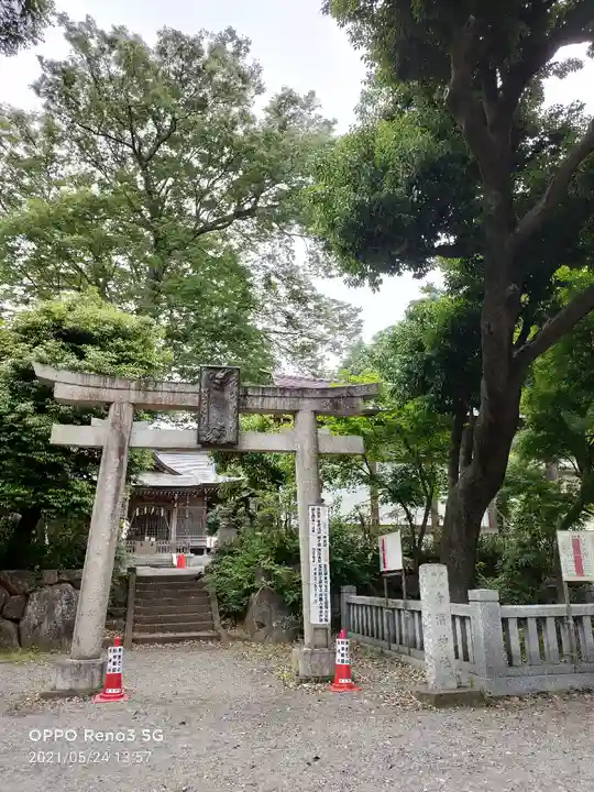青渭神社の鳥居