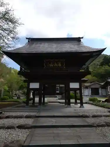 耕龍寺の山門・神門