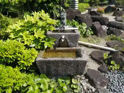 星田寺の手水舎