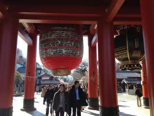 浅草寺の山門