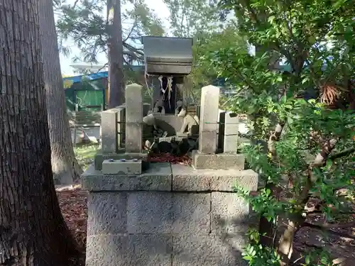 八幡神社の末社