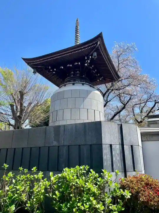 明治寺の{uncategorized: "未分類", other: "その他", undefined: "問題あり", building: "その他建物", grave: "お墓", sacred_gate: "鳥居", guardian: "狛犬", statue: "像", buddha: "仏像", history: "歴史", nature: "自然", garden: "庭園", animal: "動物", pagoda: "塔", temizu: "手水舎", mountain_gate: "山門・神門", sanctuary: "本殿・本堂", subordinate: "末社・摂社", art: "芸術", scenery: "景色", jizo: "地蔵", ema: "絵馬", goshuin: "御朱印", omikuji: "おみくじ", items: "授与品その他", amulet: "お守り", goshuincho: "御朱印帳", eats: "食事", festival: "お祭り", votive_dance: "神楽", shichigosan: "七五三参", wedding: "結婚式", experience: "体験その他", initially: "初詣", around: "周辺", anti_infection: "感染症対策"}