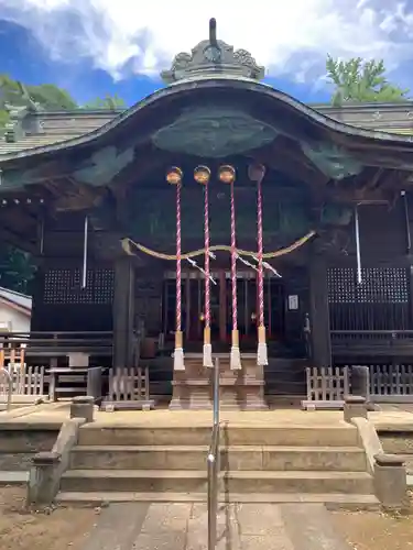 大泉諏訪神社の本殿・本堂