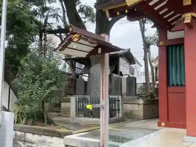 女塚神社の{uncategorized: "未分類", other: "その他", undefined: "問題あり", building: "その他建物", grave: "お墓", sacred_gate: "鳥居", guardian: "狛犬", statue: "像", buddha: "仏像", history: "歴史", nature: "自然", garden: "庭園", animal: "動物", pagoda: "塔", temizu: "手水舎", mountain_gate: "山門・神門", sanctuary: "本殿・本堂", subordinate: "末社・摂社", art: "芸術", scenery: "景色", jizo: "地蔵", ema: "絵馬", goshuin: "御朱印", omikuji: "おみくじ", items: "授与品その他", amulet: "お守り", goshuincho: "御朱印帳", eats: "食事", festival: "お祭り", votive_dance: "神楽", shichigosan: "七五三参", wedding: "結婚式", experience: "体験その他", initially: "初詣", around: "周辺", anti_infection: "感染症対策"}